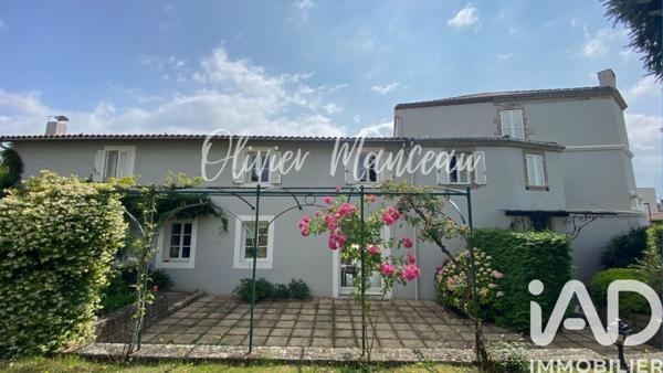 Maison à vendre 12 pièces 424 m² Les Herbiers