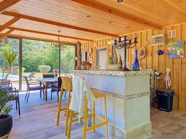 Maison
         5 pièces
        - 209 m² Bien prestige 1 649 000 € *