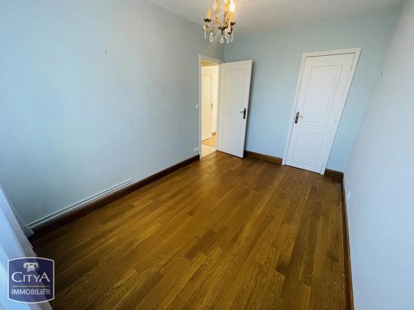 Appartement à vendre 3 pièces 79.57m² Châteauroux (36000)