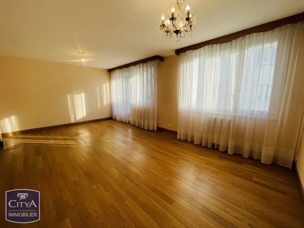 Appartement à vendre 3 pièces 79.57m² Châteauroux (36000)