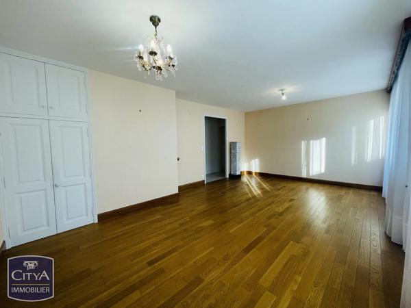 Appartement à vendre 3 pièces 79.57m² Châteauroux (36000)