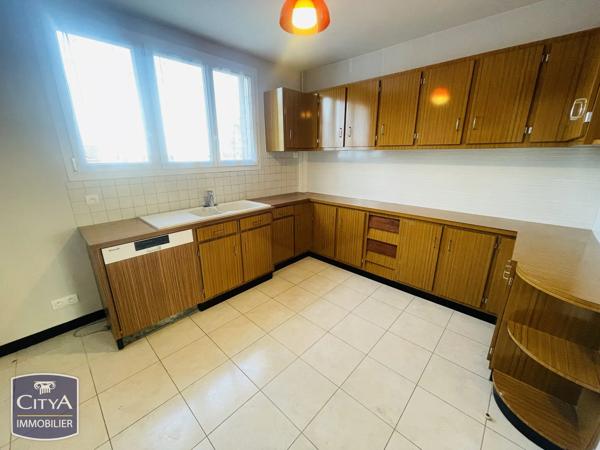 Appartement à vendre 3 pièces 79.57m² Châteauroux (36000)