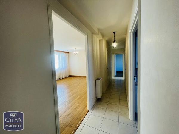 Appartement à vendre 3 pièces 79.57m² Châteauroux (36000)
