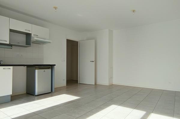 Appartement
         2 pièces
        - 44 m² Exclusivité 159 000 € *