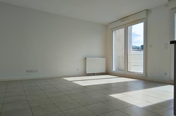 Appartement
         2 pièces
        - 44 m² Exclusivité 159 000 € *