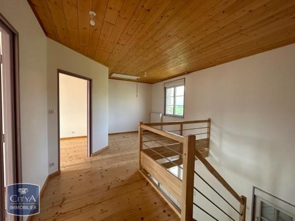 Maison à louer 8 pièces 166.13m²