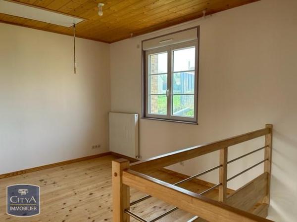 Maison à louer 8 pièces 166.13m²