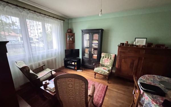 Maison à vendre    8 pièces • 180 m2 Périgueux