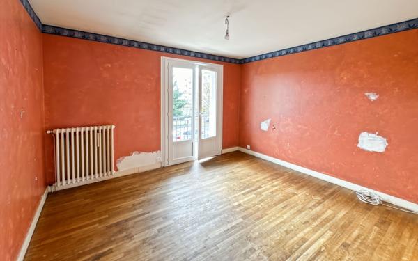 Maison à vendre    8 pièces • 180 m2 Périgueux
