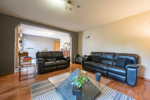 Maison à vendre    6 pièces •    Maubeuge