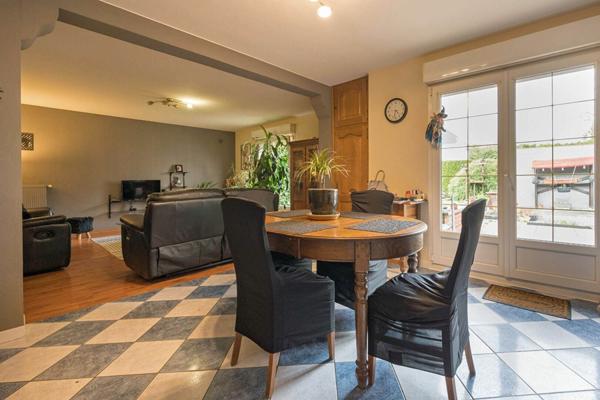 Maison à vendre    6 pièces •    Maubeuge