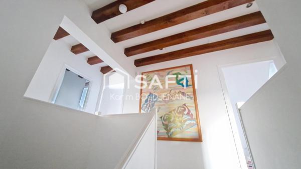 Maison individuelle 215 m2, 4/5 chambres, 1216 m2 de terrain...