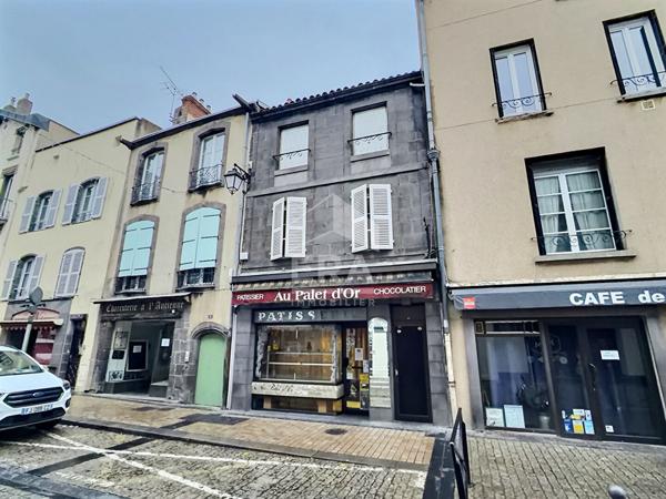 IMMEUBLE À VENDRE - CENTRE HISTORIQUE DE MONTFERRAND
