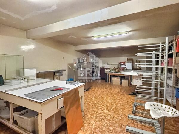 IMMEUBLE À VENDRE - CENTRE HISTORIQUE DE MONTFERRAND