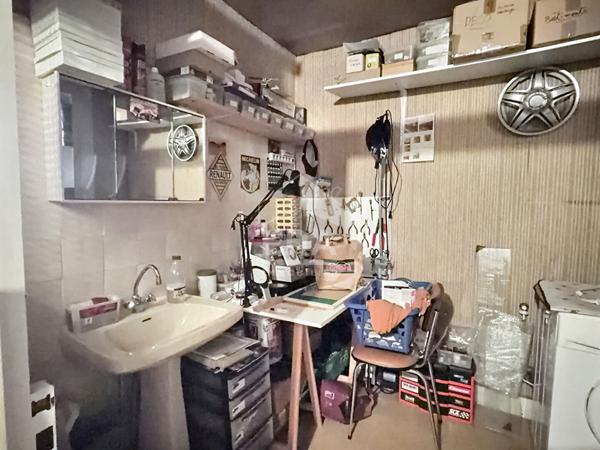 IMMEUBLE À VENDRE - CENTRE HISTORIQUE DE MONTFERRAND