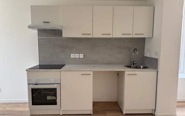 Appartement à louer    3 pièces • 74 m2 Mazamet