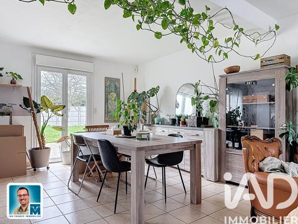 Maison à vendre 5 pièces 122 m² Berchères-Saint-Germain