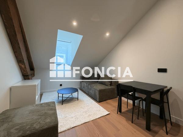 Location Studio meublé 25.98 m² - 13 RUE VICTOR HUGO Perigueux 24000