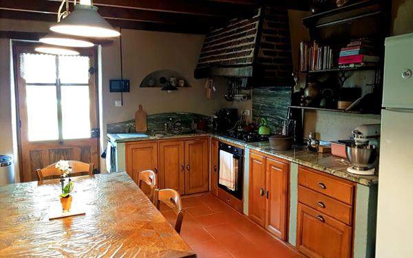 Maison à vendre    5 pièces •  Chanoz-Châtenay