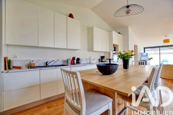 Maison à vendre 4 pièces 79 m² Blanquefort