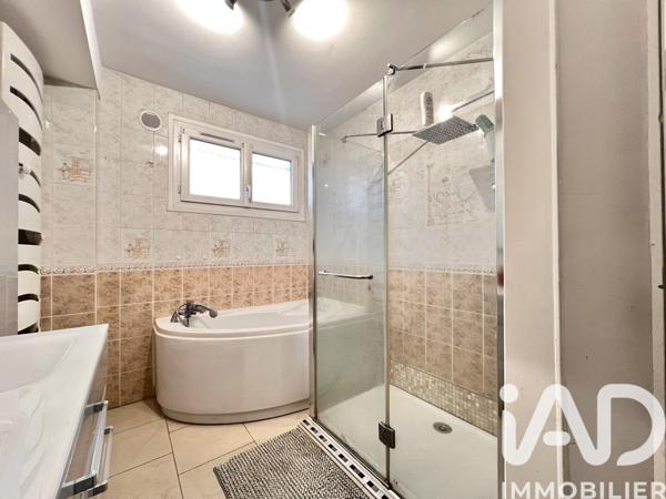 Maison à vendre 8 pièces 176 m² Sainte-Geneviève