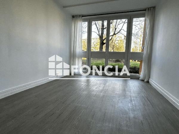 Location Studio 19.9 m² - 43 ROUTE DE LA JONCHERE La Celle Saint Cloud 78170