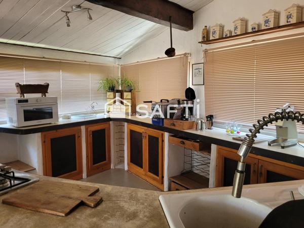 MAISON avec appartement indépendant