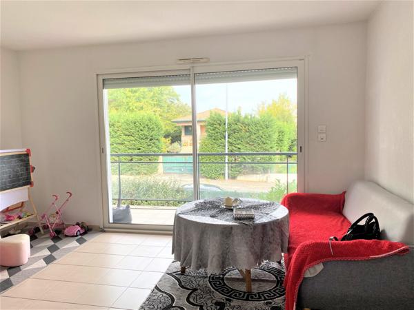 LUMINEUX 3 PIECES AVEC TERRASSE