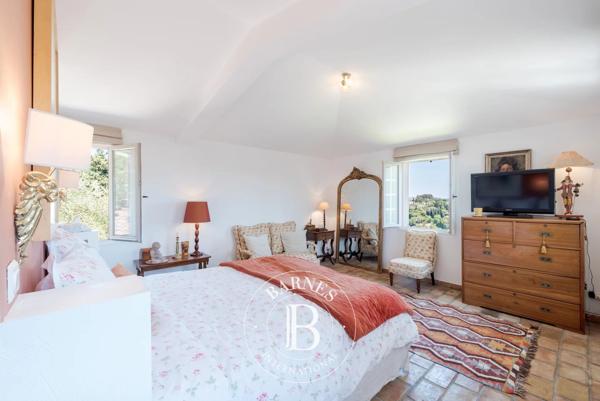 Grasse, Villa 4 Chambres -  220 m² à vendre