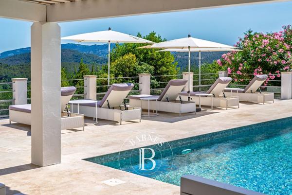 Grasse, Villa 4 Chambres -  220 m² à vendre