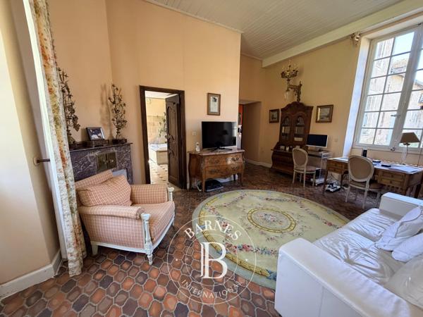 Saint-Amand-Montrond, Château 8 Chambres -  350 m² à vendre