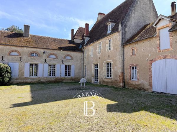 Saint-Amand-Montrond, Château 8 Chambres -  350 m² à vendre