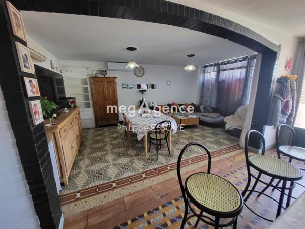 Immeuble à CADALEN, 81600 - 267m²