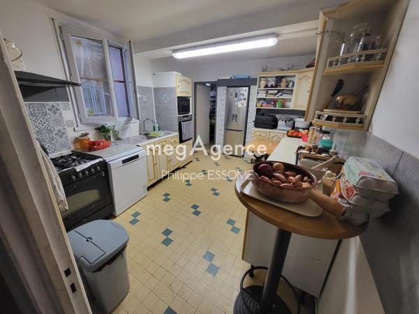 Immeuble à CADALEN, 81600 - 267m²