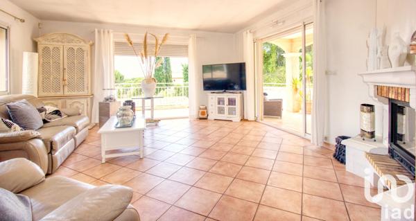Maison à vendre 7 pièces 156 m² Sainte-Maxime