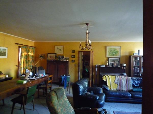 Dpt Aisne (02), à vendre COUCY LE CHATEAU AUFFRIQUE superbe corps de ferme sur 17 hectares