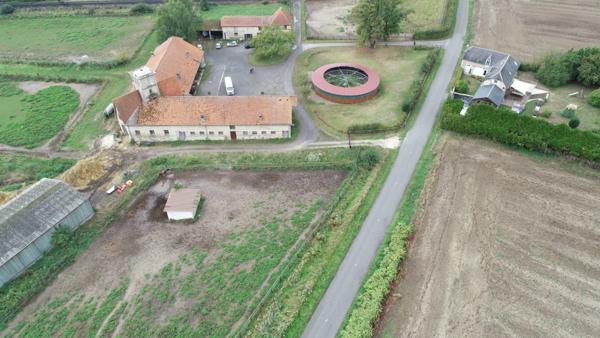Dpt Aisne (02), à vendre COUCY LE CHATEAU AUFFRIQUE superbe corps de ferme sur 17 hectares