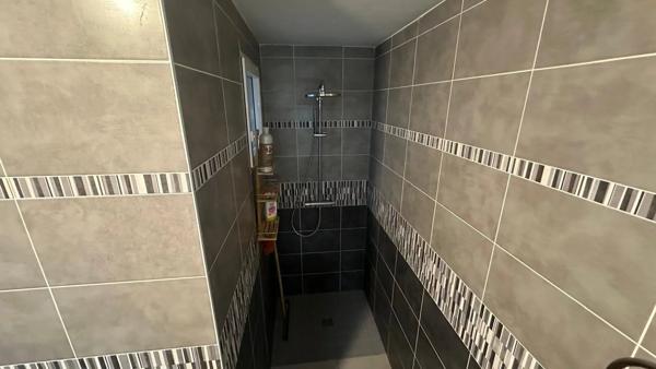 Aix-les-Bains – Élégant T2 avec terrasse dans une résidence récente