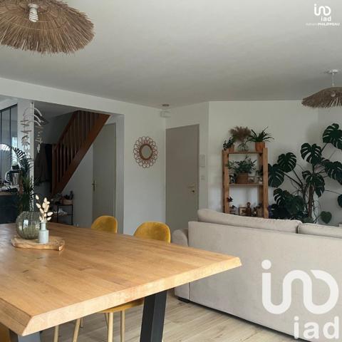 Maison traditionnelle 5 pièces de 94 m² à La Haie-Fouassière (44690)