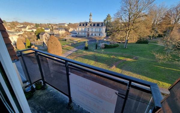 Appartement à vendre    3 pièces • 69 m2 Saint-Yrieix-la-Perche