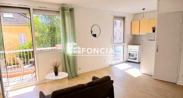 Location Studio meublé 31.75 m² - Villefranche-sur-saône 69400
