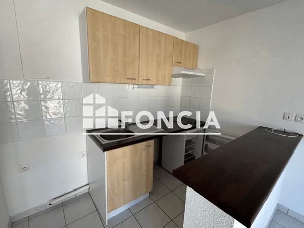 Location Appartement 2 pièces 40.7 m² - 23 AVENUE HIPPOLYTE DE BARRAU Rodez 12000
