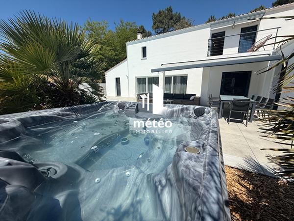 Maison d’architecte contemporaine de grand standing à vendre à La Tranche-sur-Mer