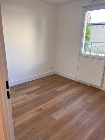 Appartement à louer à Chalon-sur-Saône en Saône-et-Loire (71100), ref : LOC1   
rue de la liberté
