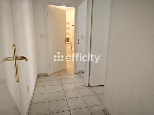 Appartement
         3 pièces
        - 66 m² 128 000 € *