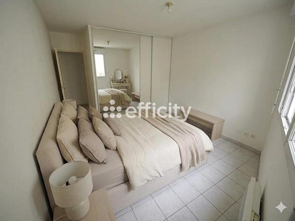 Appartement
         3 pièces
        - 66 m² 128 000 € *