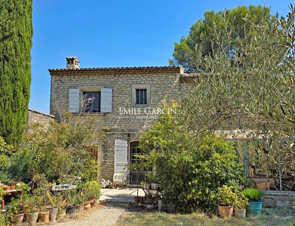 A vendre - Maison en pierre de caractère - Saint Remy De Provence