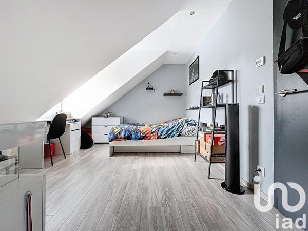 Maison à vendre 10 pièces 201 m² Linas