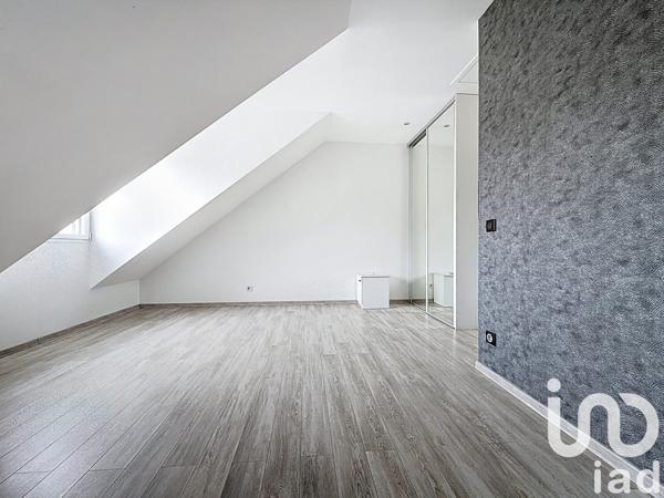 Maison à vendre 10 pièces 201 m² Linas