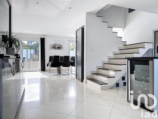 Maison à vendre 10 pièces 201 m² Linas